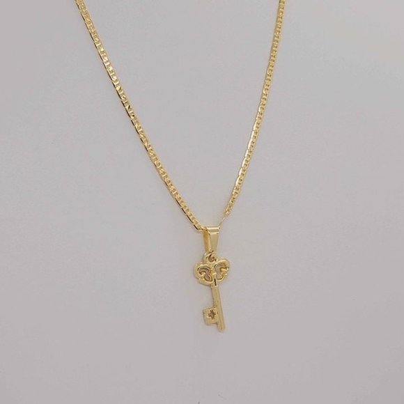 Jewelry - Brazilian 18k Gold Filled KEY Necklace